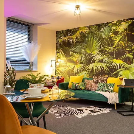 Lägenhet Comfortable One-bedroom - Conveniently Located In Salford By Av Hughes