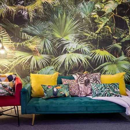 Lägenhet Comfortable One-bedroom - Conveniently Located In Salford By Av Hughes Manchester