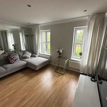 Mufc & Trafford Centre Townhouse 4 Bedroom Free Parking Villa *