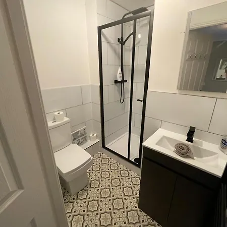 Mufc & Trafford Centre Townhouse 4 Bedroom Free Parking Villa