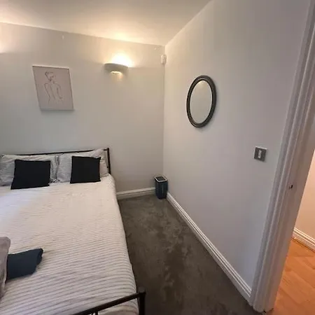 Luxury 2br Central Free Parking * Manchester