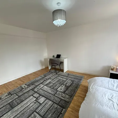 Elegant Estates Humble Abode 3 *