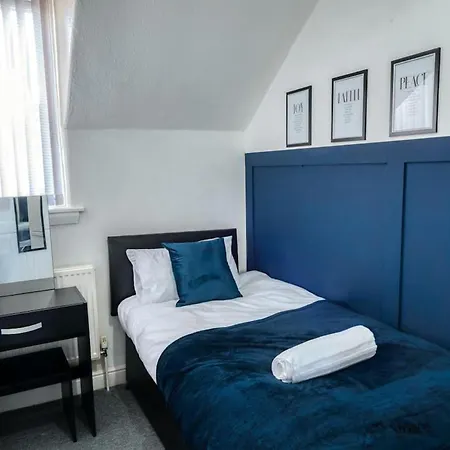 Prázdninový dům Gem - Spacious 3 Bedroom House Manchester