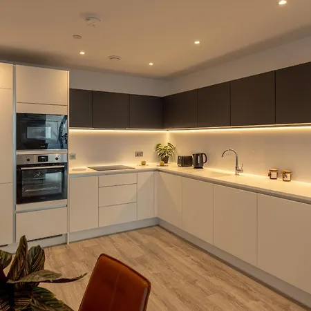 Ahg Luxury Tower Suite - Stunning City Views At Central Manchester Appartement Manchester