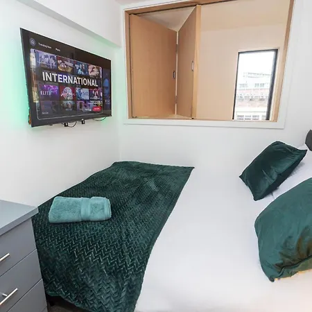 Old Trafford , , 2 Bed Duplex Lägenhet *