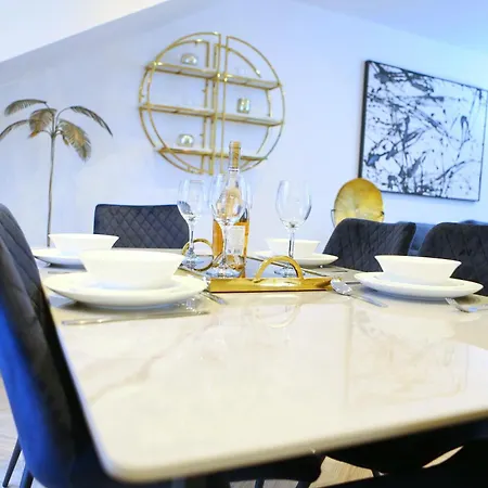 Apartamento Luxury 7 Mins Walk To Salford - Pass The Keys