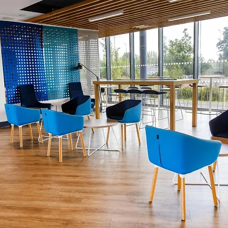 Express - Manchester - Traffordcity By Ihg Hotel