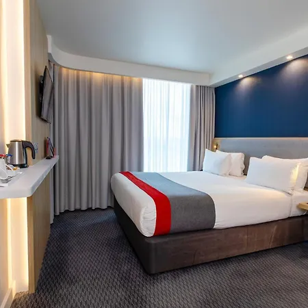 Hotel Express - Manchester - Traffordcity By Ihg
