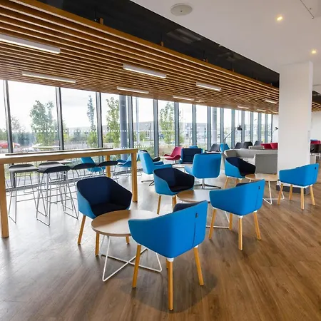 Express - Manchester - Traffordcity By Ihg Hotel