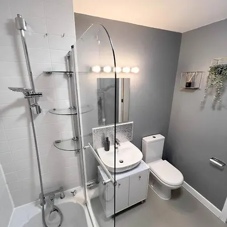 Family-friendly Cozy Stay,