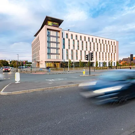 Express - Manchester - Traffordcity By Ihg Hotel 3*
