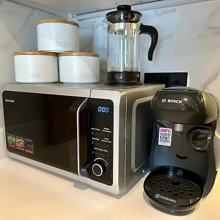 Stunning Centre Duplex With Free Parking 公寓 *