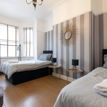 The Chayim Holiday * Manchester
