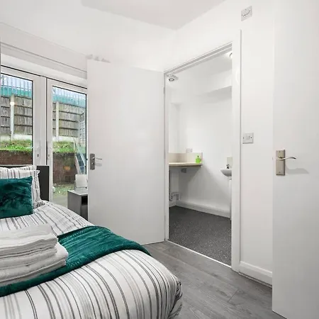 شقة 2 Bedroom By Brookland Serviced Short Lets With Free Wifi *