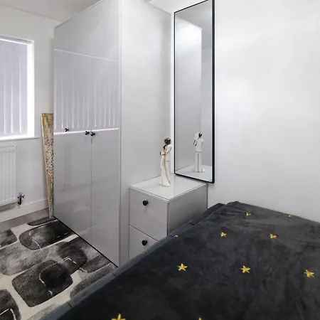 Сasa de vacaciones Downtown Cozy House In Mánchester