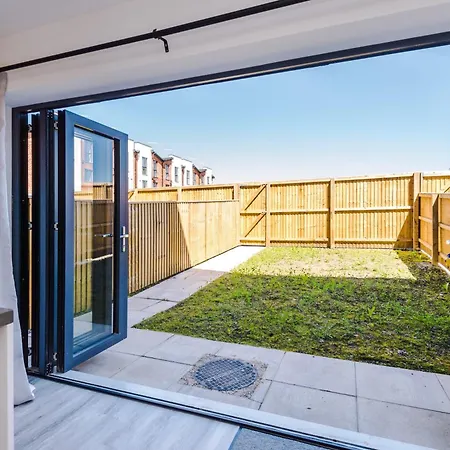 Rest&recharge At Waterway House * マンチェスター