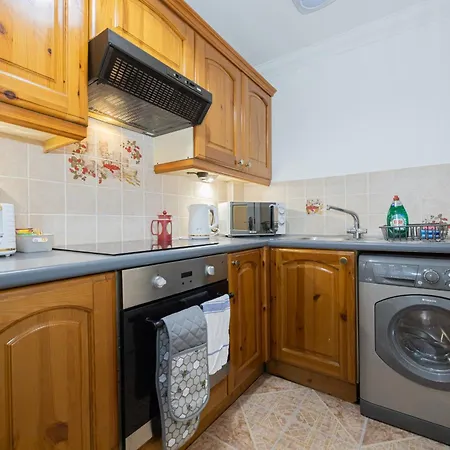 Appartement The Burton- Free Gated Parking *