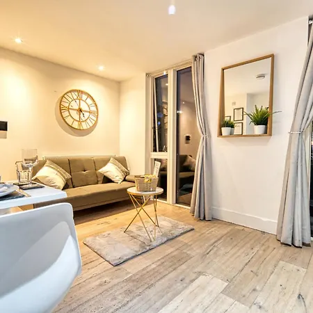 The Cityscape -by Parydise Ltd - Modern 1 Bed - Sleeps 3 - Ideal For Business Or Leisure Stays! Apartmán Manchester
