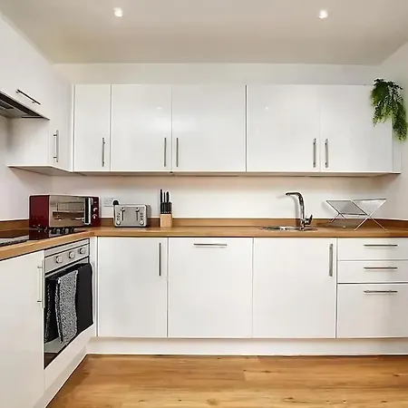 Cosy & Modern - City Centre