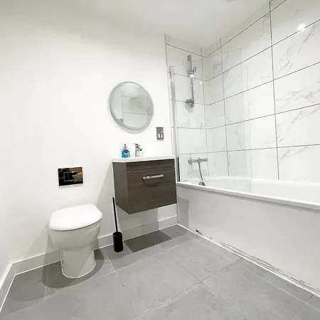 2 Bedroom Duplex *