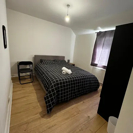 Deluxe Double Bedroom Отель