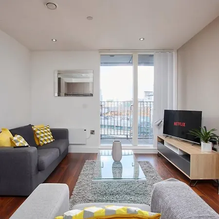 Lovely Abode - Amazing Views - Parking Apartmán
