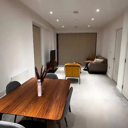 Apartment Cozy With A View *