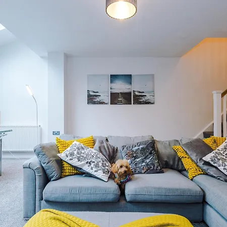 3br-sleeps6-garden-bbq-freeparking-pets Дом отдыха Манчестер