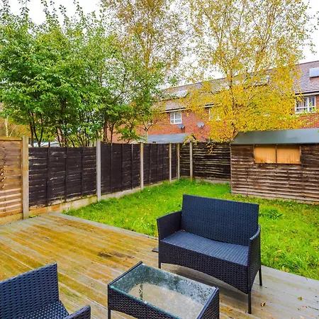 3br-sleeps6-garden-bbq-freeparking-pets Дом отдыха Манчестер