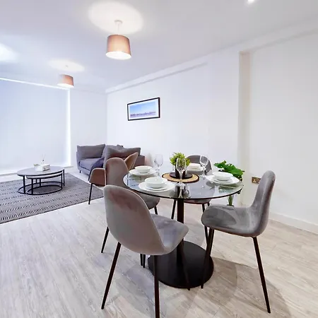 Apartamento Impeccable 2-bed In Salford Mánchester