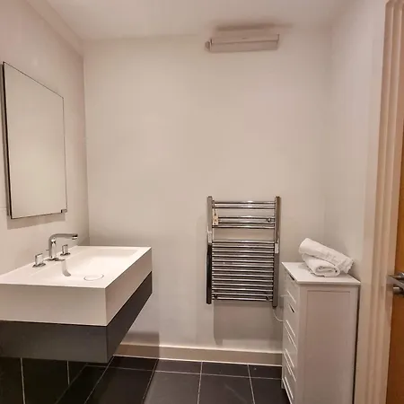 2 Bed Castlefield Flat Canalside Apartament Manchester