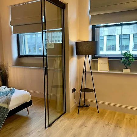 Emerald Escape 3 Bed 3 Bath