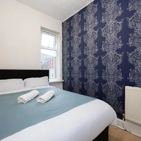 Northside - Sleeps Up To 8, Mins From Heaton Park, Centre, Ao Arena, The Hospital