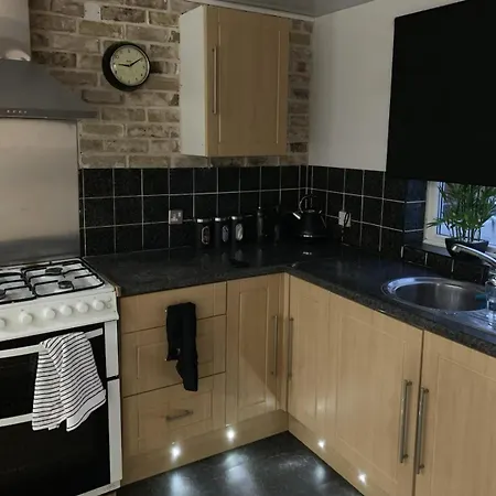 Сasa de vacaciones 5 Bedrm Hse! Ev! & Nr Citycentre! *