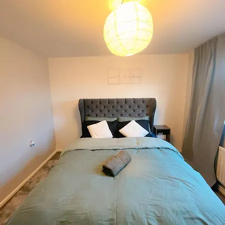 Apartment 1br Gem Near Downtown Hotspots *