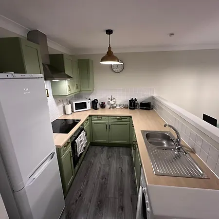 Modern Near Centre Apartment