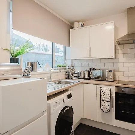 Free Parking, Late Check Out Coop Live Etihad Stadium 3-bed House * Manchester