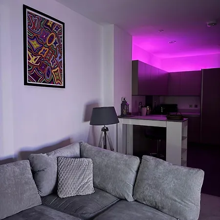 Luxury Modern Balcony Apartamento Manchester