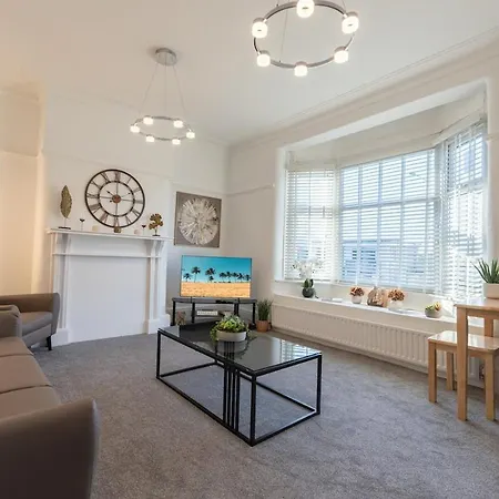 Richmond Retreat - Luxurious And Comfortable Spacious 2 Floor