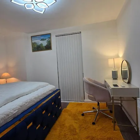 Mega1 Luxury Spacious 1bedroom Apartment, Apartamento *