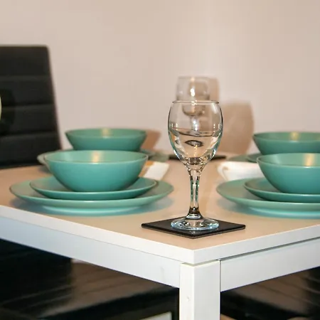 Ideal For Groups - Modern 2 Bedroom - Free Parking, Transit Links, Close To Stadiums * Manchester