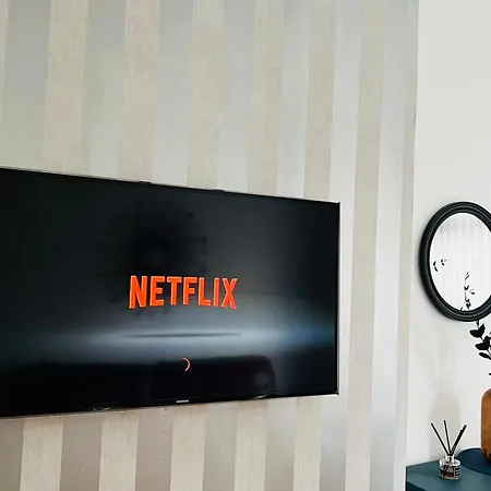 Ferienhaus Cosy 3bdr In Levenshulme-close To Centre And Stockport Town- Free Parking- Wifi *