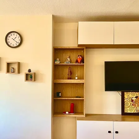Hébergement de vacances Spacious 3-bed Family Retreat With Cosy Living And Garden! Free Parking Manchester