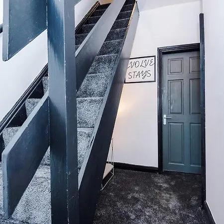 Apartamento Free Park, Sleeps 8, Stunning In Salford, Long Term Disc, Perfect For Groups