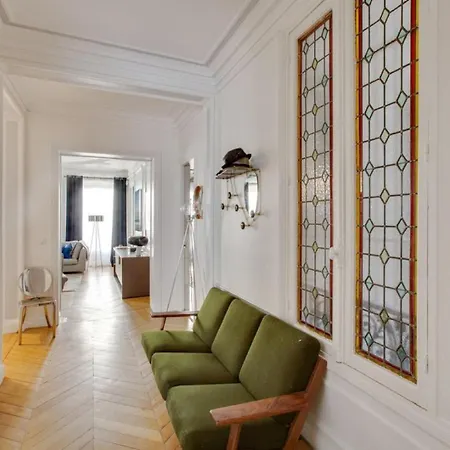 Deluxe In The Relaxing Area Apartment