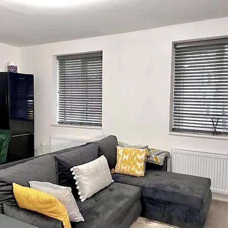 Stylish Spacious 1bd Apt-kingbed-10min Heaton Park アパート *