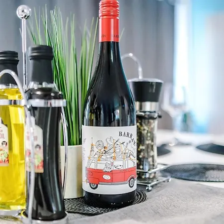 度假居 New Spacious House, Pool Table, Driveway Parking And Ps4 曼彻斯特