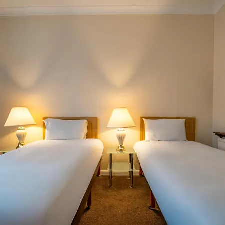 Hotel Britannia Centre 3*