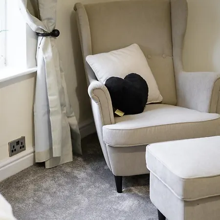 Blissful Breaks Near Old Trafford Stadium Semesterbostad *