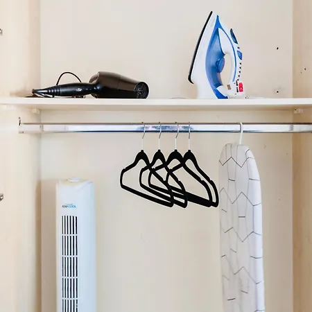 度假居 Comfy 3 Bed House By Airport, Perfect For Groups & Families